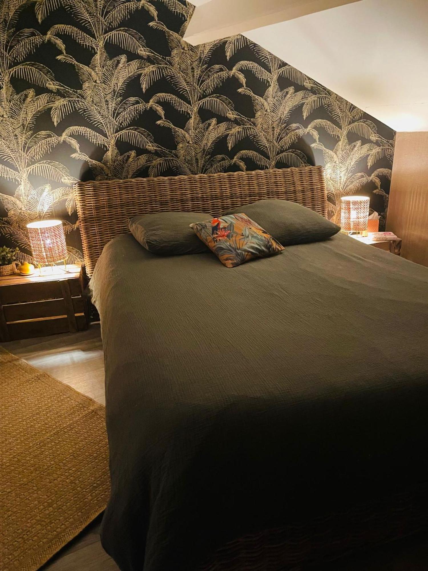 Chambre Boheme Chez Rachel Pau Dış mekan fotoğraf